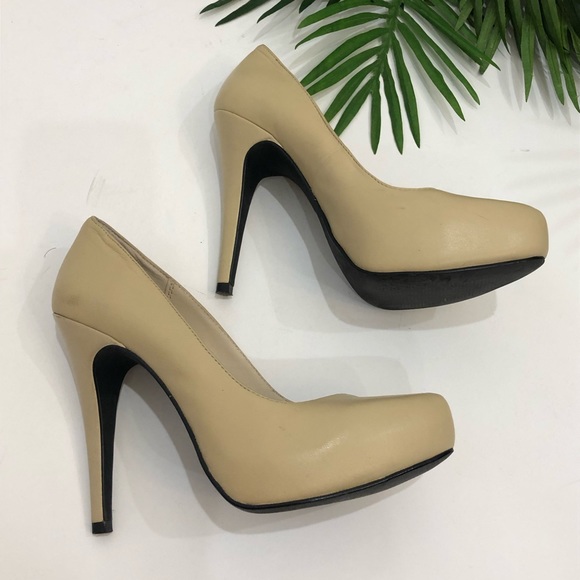 Michael Shoes - Michael Nude pumps size 7